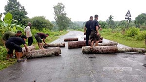 Half-day blockade in Khagrachhari over shooting incident