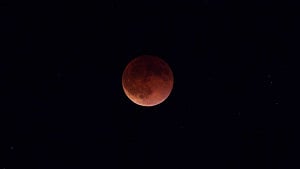 Total lunar eclipse ends, Bangladesh gets a view