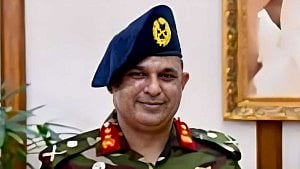 Former Hasina aide Maj Gen Kabir Ahmed appointed ambassador