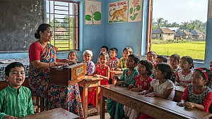প্রাথমিকে সংগীত শিক্ষক: বিরোধিতা নয়, শিশুর বিকাশই হওয়া উচিত অগ্রাধিকার