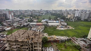 Chowdhurypara lake under encroachment
