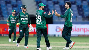 পাকিস্তানের সামনে নিষেধাজ্ঞাসহ অনেক শাস্তির শঙ্কা, খবর ইন্ডিয়ান এক্সপ্রেসের