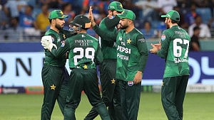 Salman defends ‘X factor’ Tariq’s bowling action