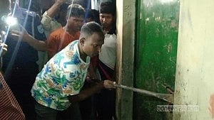 Man kills wife, child, himself in Ashulia: police