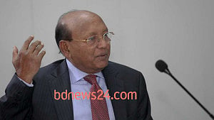 Tofail Ahmed in CCU at Square Hospital