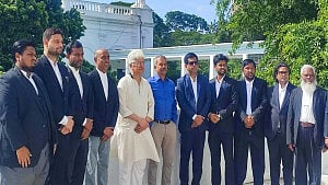 2 advisors inspect International Crimes Tribunal renovations
