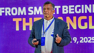 Bulbul declares himself ‘only legitimate BCB chief’