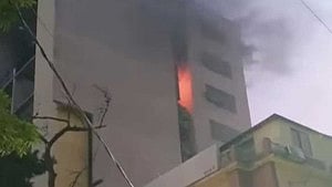 Fire breaks out at 11-storey building in Banani