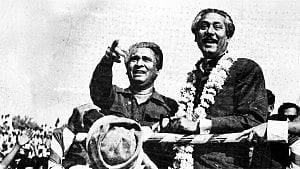 মুজিবের নামে সরকারের যাত্রা এবং মুজিব বাহিনী নিয়ে বিভক্তি