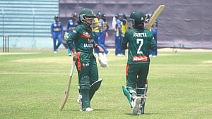 ব্যাটিং ব্যর্থতায় বাংলাদেশের হার