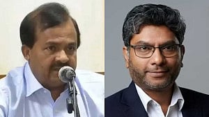 PM gets 2 more aides