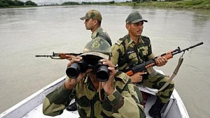 BSF ‘split’ over reptile border patrol plan