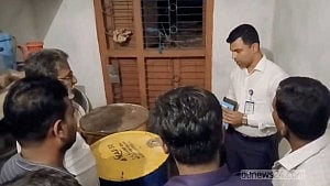 চুয়াডাঙ্গায় বাড়িতে অবৈধভাবে ডিজেল মজুদ করায় জেল-জরিমানা