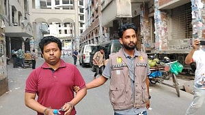 চিফ হুইপকে নিয়ে ‘বিভ্রান্তিকর তথ্য’: সেই কনটেন্ট নির্মাতার জামিন