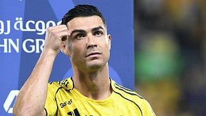 Ronaldo threw up after Al-Nassr match: coach