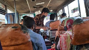 নতুন তালিকার আগেই বাসে ‘মন মতো’ বাড়তি ভাড়া
