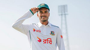 ২ টেস্টে ১২ উইকেট, তবু যে কারণে বাদ হাসান মুরাদ