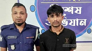 কুড়িগ্রামে তেল নিতে গিয়ে গ্রেপ্তার হলেন একাধিক মামলার আসামি