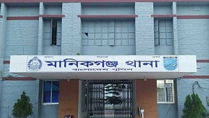 মানিকগঞ্জে শিশু হত্যায় কিশোর গ্রেপ্তার, দুজনকে পিটিয়ে হত্যায় মামলা হয়নি