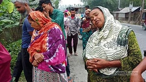 নীলফামারীতে ডাম্প ট্রাকের চাপায় ২ ভাইয়ের মৃত্যু