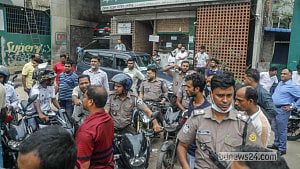 অগ্রাধিকার ভিত্তিতে তেল চায় পুলিশ