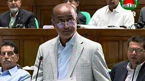 তিন অধ্যাদেশ বাতিল, আগের নিয়মেই ফিরছে বিচারক নিয়োগ ও বিচার বিভাগের কার্যক্রম