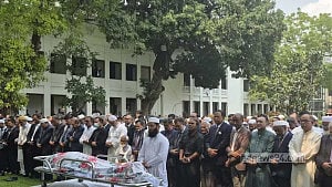 Ex-law minister Barrister Shafique laid to rest