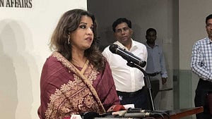 যুক্তরাষ্ট্র-ইরানের আলোচনা ভেস্তে গেলে ‘প্রত্যেকের ক্ষতি’: শামা ওবায়েদ