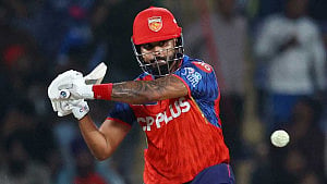 ২৬৪ রান তাড়ায় ১৮.৫ ওভারে জিতে শ্রেয়াসদের বিশ্বরেকর্ড