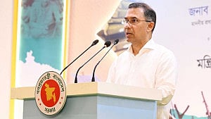 PM urges energy austerity amid global crisis