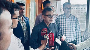 ‘Plenty’ of edible oil in stock: minister