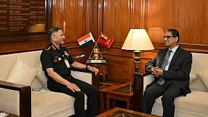 Bangladesh envoy meets Indian Army chief