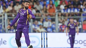 ভারুনের রহস্য উধাও, তবে ভরসা রাখছেন কোচ