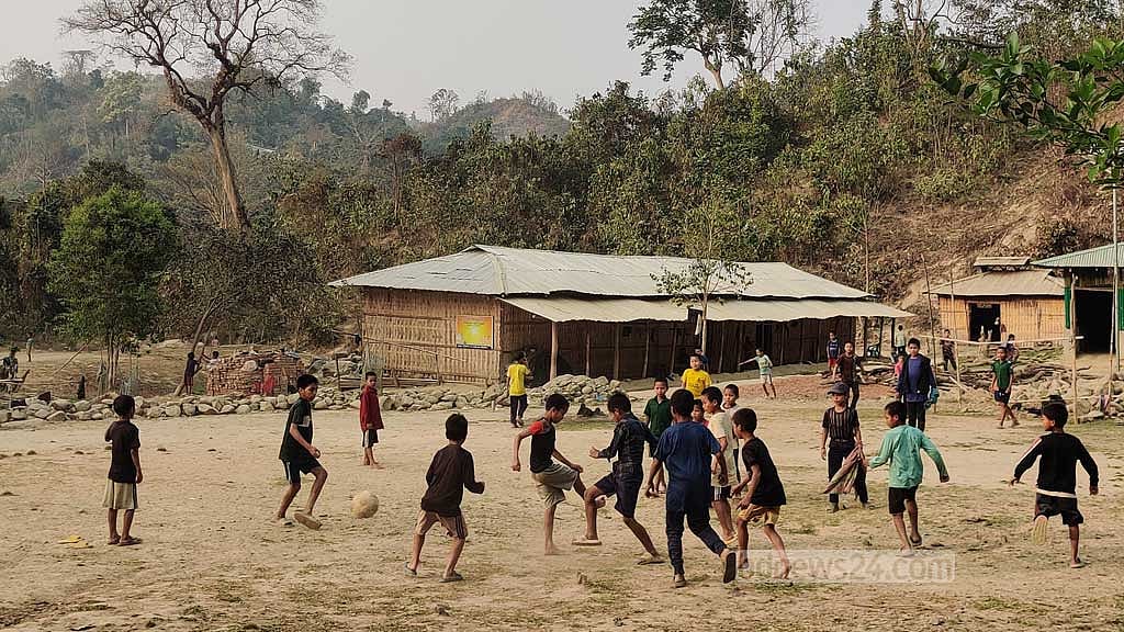 In the afternoon, students join in games and sports in the small field in front of the hostel