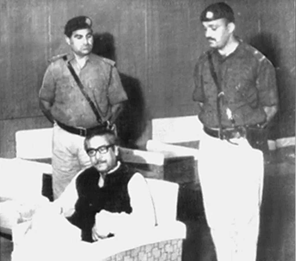 ১৯৭১ সালের ১১ এপ্রিল ‘ডন’ পত্রিকায় এই ছবিটি প্রকাশের আগে শেখ মুজিবুর রহমান সম্পর্কে রহস্যজনকভাবে নীরব ছিল পাকিস্তান।