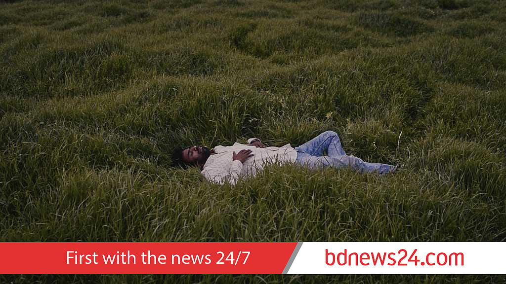 রাশিয়ার চলচ্চিত্র উৎসবের মূল প্রতিযোগিতায় ‘অতল’