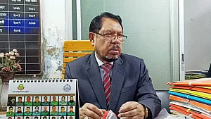 ঢাকার সাবেক পিপি আবদুল্লাহ আবু পরিবারের দেশত্যাগে নিষেধাজ্ঞা