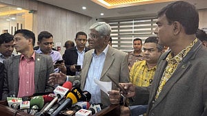 I’ve submitted my passport, won’t travel: Salehuddin