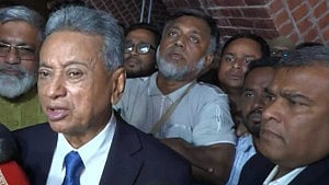 No scope for reform council oath before constitutional amendment: Khosru