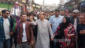 স্বৈরাচারকে গণতন্ত্র দিয়ে মোকাবিলা করতে হয়: বগুড়ায় মান্না