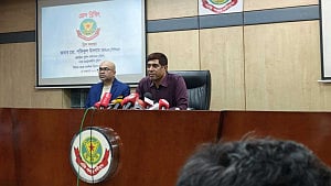জামায়াত আমিরের এক্স ‘হ্যাকড’: ছরওয়ারের গ্রেপ্তার নিয়ে পুলিশে দ্বিমত