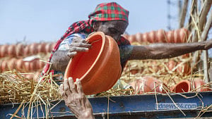 Restaurants turn to clay pots during Ramadan