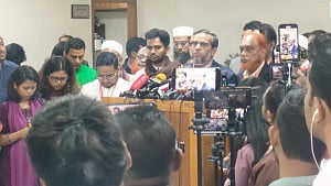 Jamaat will not leave election field: Zubair