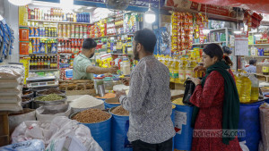 ছবিতে রোজার বাজারের হালচাল