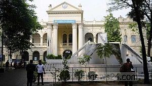 Jagannath student found dead in Dhaka hostel
