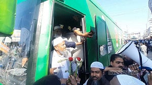উত্তরাঞ্চল ঘুরে জয়পুরহাটে ‘হ্যাঁ’ ভোটের পক্ষে প্রচার বাস