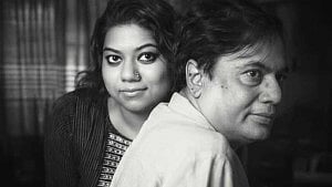 ‘বাবা শেষের দিকে বেশ আধ্যাত্মিক হয়ে গেছিলেন’: খালেদ খানের জন্মদিনে মেয়ে জয়িতা