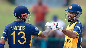 শ্রীলঙ্কার রানের জোয়ারে ভেসে গেল ওমান
