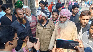 23 hurt in BNP-Jamaat clashes in Meherpur