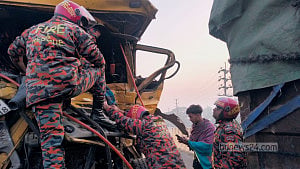 1 killed in Munshiganj expressway crash